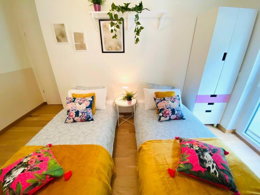 Large 3 Bedrooms In Center W Terraces & Parking Luxembourg